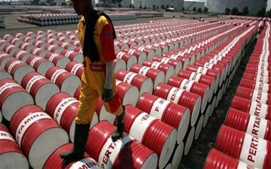   مصر اليوم - العقود الآجلة لمزيج خام برنت تغلق على أستقرار