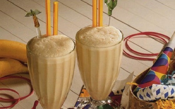   مصر اليوم - عصير الموز مع التفاح