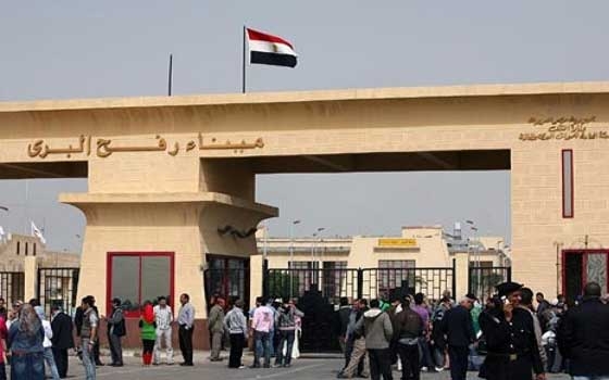   مصر اليوم - عبور859 من الفلسطينيين بين مصر وقطاع غزة عبر معبر رفح البري