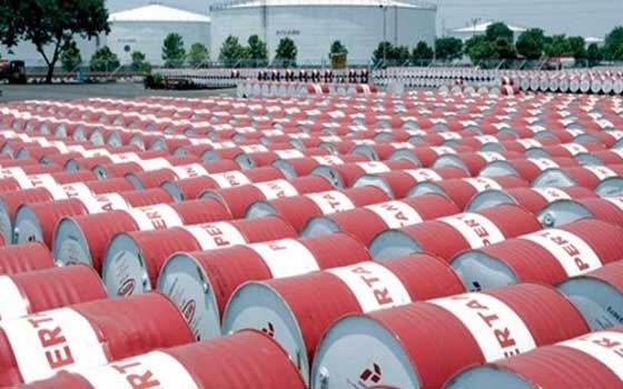   مصر اليوم - أسعار العقود الآجلة لنفط برنت تظل فوق 113 دولارًا