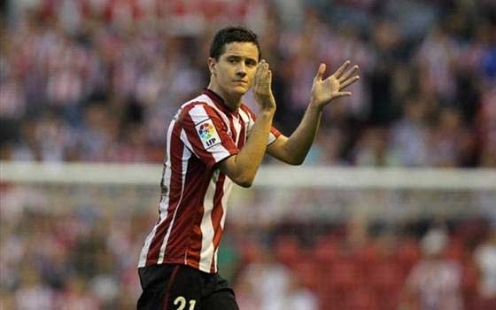   مصر اليوم - مانشستر يونايتد يعلن تعاقده مع هيريرا لمدة 4 مواسم