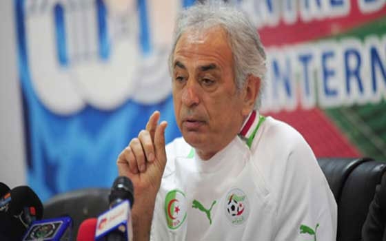   مصر اليوم - مدرب الجزائر يرفض الحديث عن عرض طرابزون التركي