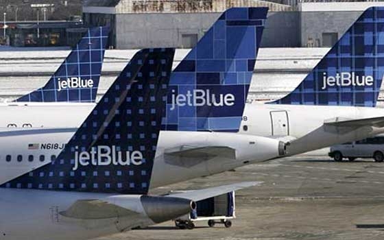   مصر اليوم - شركة طيران أميركيَّة تعتذر لطفلة في الثَّالثة من عمرها