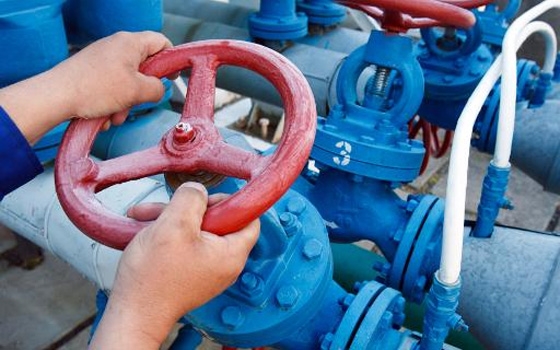   مصر اليوم - روسيا تهدد بقطع الغاز عن أوكرانيا بعد فشل المفاوضات