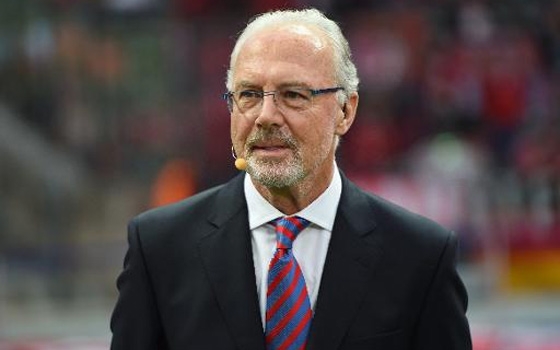   مصر اليوم - بكنباور يصرف النظر عن الذهاب إلى البرازيل بعد توقيفه