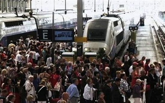   مصر اليوم - تواصل إضراب عمال السكك الحديدية في فرنسا