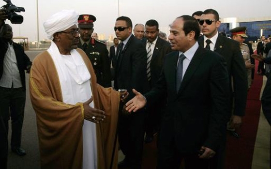   مصر اليوم - الرئيس المصري يجري زيارة خاطفة إلى الخرطوم