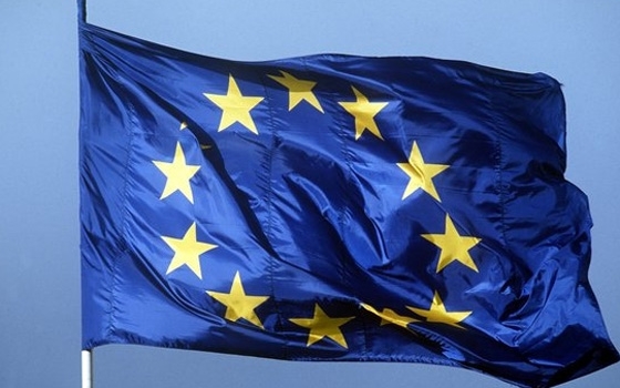   مصر اليوم - المهاجرون يستغلون الإتحاد الأوروبي لدخول بريطانيا من الباب الخلفي