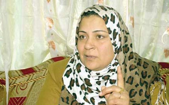   مصر اليوم - القياديَّة العماليَّة الدمرداش تحمل على قرار غزل المحلة فصلها من العمل