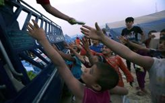   مصر اليوم - أربعون ألف مدني نزحوا من تكريت وسامراء