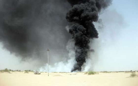   مصر اليوم - تفجير أنبوب لنقل الديزل لمصفاة عدن