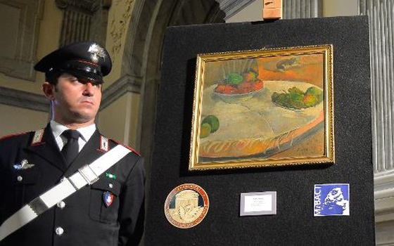   مصر اليوم - طرح لوحة للرسام الفرنسي بول غوغان في المزاد في لندن