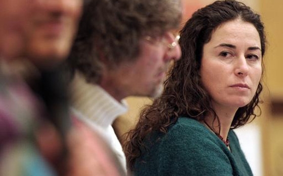   مصر اليوم - التركية بينار سيليتش تطالب بتبرئة نهائية في ملفها