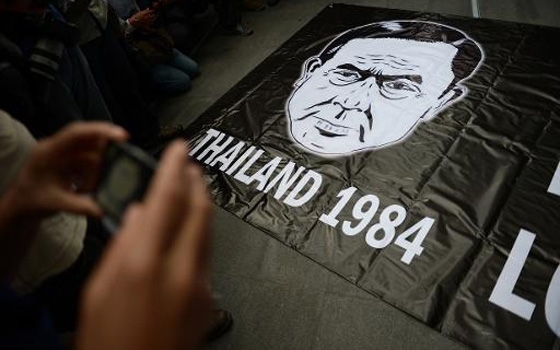   مصر اليوم - رئيس المجموعة العسكرية في تايلاند يعد بحكومة أنتقالية