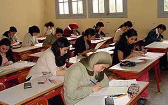   مصر اليوم - أربع طلاب يغشّون في امتحانات الثانويّة العامة في دمياط