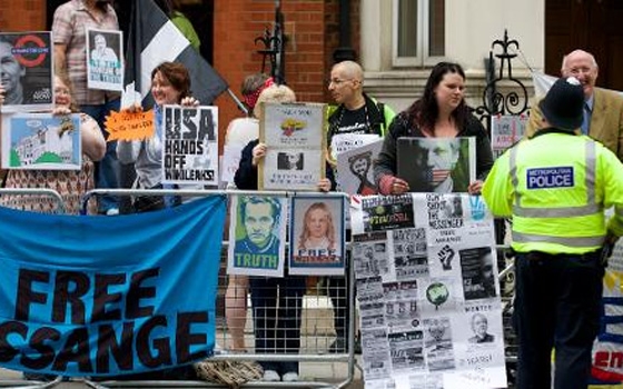   مصر اليوم - الأكوادور تجدد عزمها منح جوليان أسانج حق اللجوء لفترة طويلة