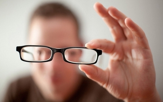   مصر اليوم - مستويات التعليم المرتفعة مرتبطة بزيادة فرص الإصابة بقصر النظر