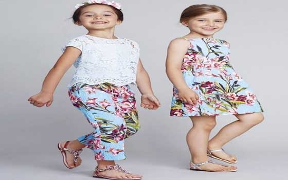  مصر اليوم - برادي يطلق مجموعة أزياء جديدة خاصة بالأطفال لصيف 2014
