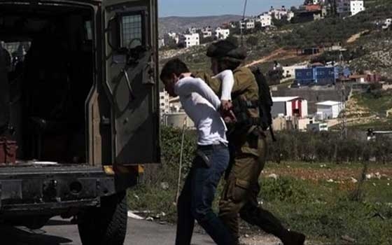   مصر اليوم - قوات الإحتلال الإسرائيلية تعتقل فلسطينيًا من يتما جنوب نابلس