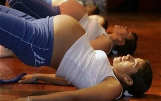   مصر اليوم - ممارسة الرياضة لا تتعارض مع الحمل بل مفيدة للأم والجنين