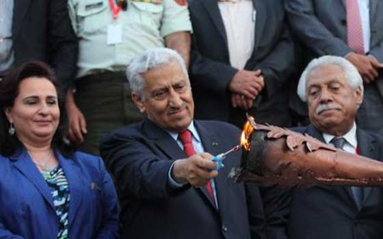   مصر اليوم - النسور يوقد شعلة مهرجان جرش للثقافة والفنون برعاية الملك عبدالله الثاني