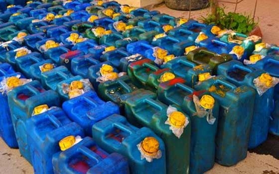   مصر اليوم - ضبط أكثر من 17 ألف لتر بنزين وسولار قبل بيعه في السوق السوداء