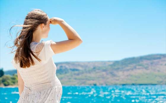   مصر اليوم - حرارة الصيف تؤذي المرأة الحامل أثناء العمل