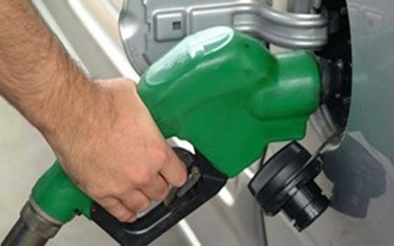   مصر اليوم - الحزب الحر يرفض رفع أسعار الوقود