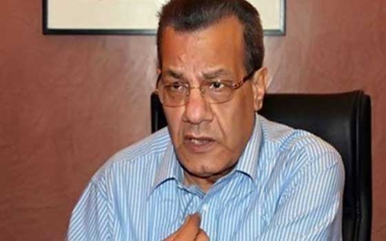   مصر اليوم - عادل حمودة يتبرع بنصف راتب شهر لصندوق تحيا مصر