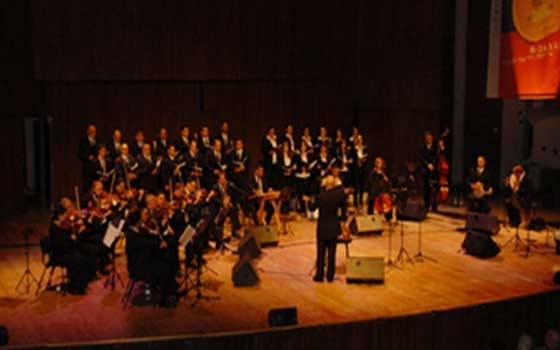   مصر اليوم - فرقة الموسيقى العربية تتألق في المغرب