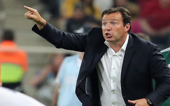   مصر اليوم - القلق يسيطرعلى معسكر المنتخب البلجيكي قبل مواجهة نظيره الأميركي الثلاثاء في دور الـ 16