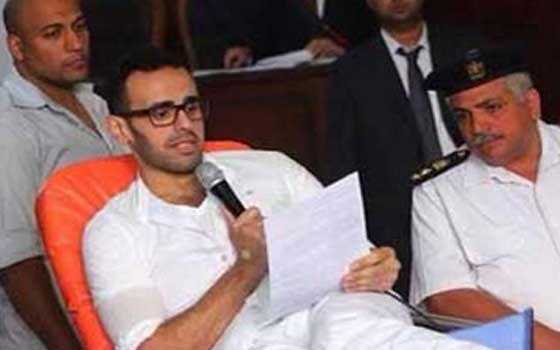   مصر اليوم - نقل محمد سلطان من القصر العينيّ إلى طرة تمهيدًا لمحاكمته