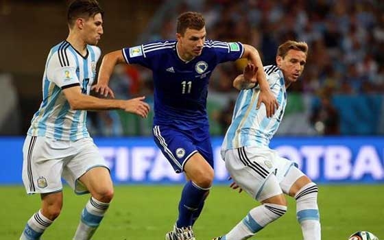   مصر اليوم - المنتخب البوسني يواجه نظيره النيجيري بروح لقاء التانجو الأرجنتيني