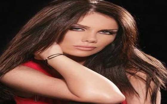   مصر اليوم - نيكول سابا تحتفل بأحب رجُلين لقلبها في عيد الأب