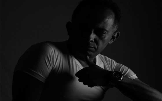   مصر اليوم - هشام السباعي يصدر أجدد أعماله الوالدين