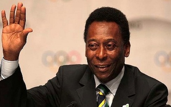   مصر اليوم - بيليه يعتقد أن عقوبة سواريز عادلة