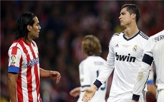   مصر اليوم - رونالدو يعرقل صفقة فالكاو مع ريال مدريد