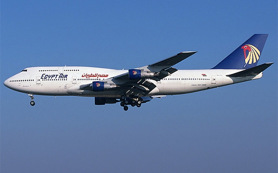   مصر اليوم - طائرة مصر للطيران القادمة من نيويورك تهبط اضطراريًّا في أثينا