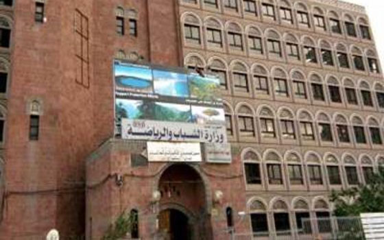   مصر اليوم - وصول أولى أفواج وزارة الشباب خلال فصل الصيف إلى رأس البر