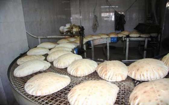   مصر اليوم - بدء توزيع الخبز من مجمع المخابز في الإسماعيليَّة على المواطنين مجَّانًا