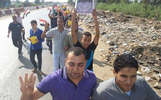 مصر اليوم - السائقون يتصدون لمحاولة إخوانية بقطع طريق القاهرة - المنصورة