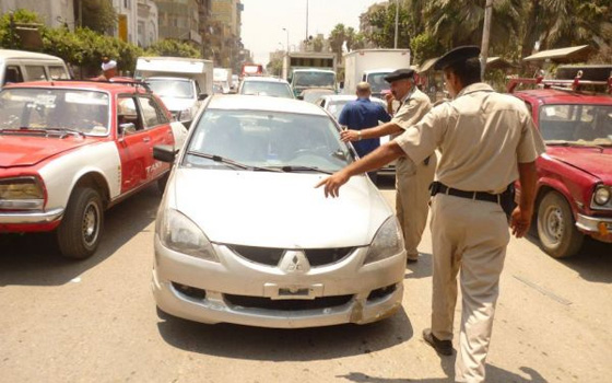 مصر اليوم - ضبط 13 ألف مخالفة مروريّة خلال شهر في أسيوط