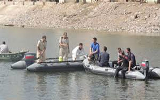 مصر اليوم - قوَّات الإنقاذ النّهريّ تحاول انتشال 3 جثث من مياه النّيل في أسيوط
