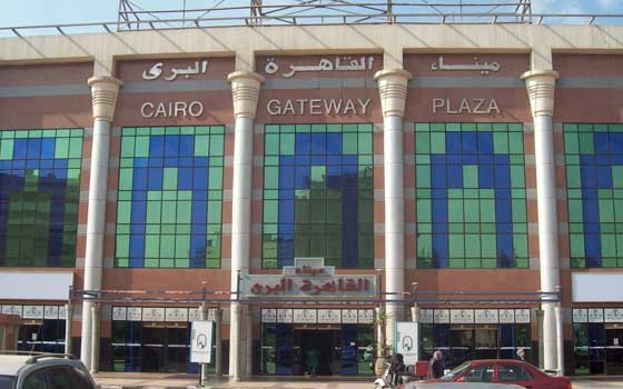   مصر اليوم - محافظ القاهرة : نقل الباعة الجائلين إلى جراج الترجمان عقب العيد مباشرة