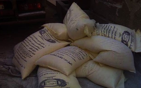 مصر اليوم - التموين في بني سويف تتحفظ على 13 طنًا من الدقيق المدعم