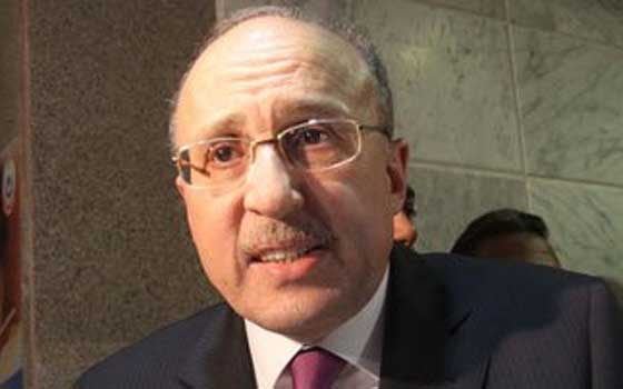 مصر اليوم - وزير الصحة يقيل مدير العيادات في مستشفى الواسطى