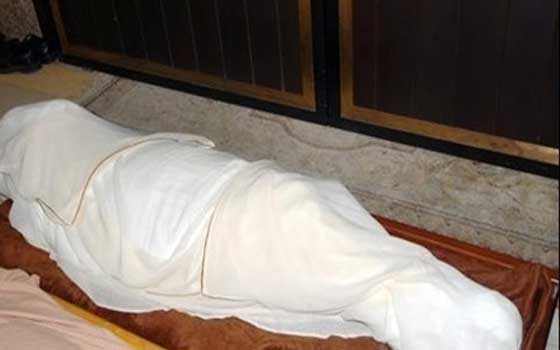 مصر اليوم - انتحار عامل شنقًا في منزله بسبب معاناته من الصَّرع