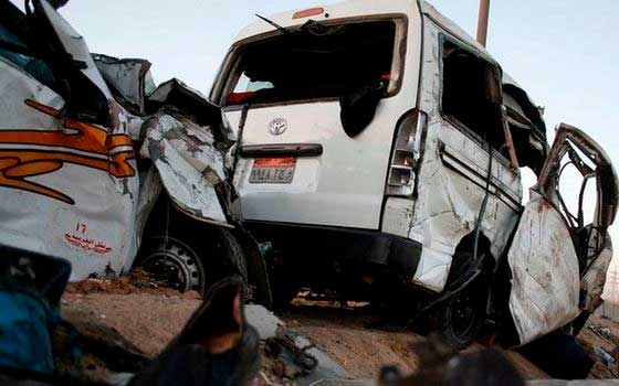   مصر اليوم - إصابة 16 عاملاً في حادث تصادم أوتوبيس وسيارة نقل في الشرقية