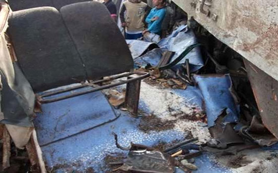 مصر اليوم - مقتل عامل جراء حادث انقلاب سيارة نقل في أسيوط