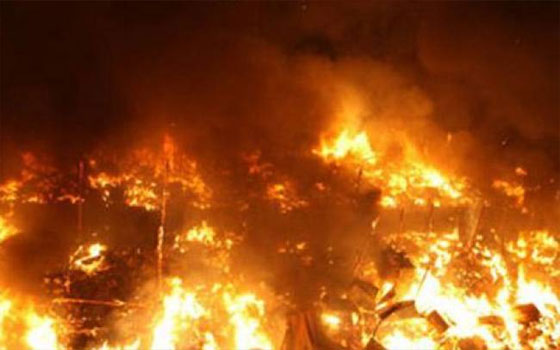   مصر اليوم - حريق هائل يلتهم سبعة منازل مجاورة في سوهاج